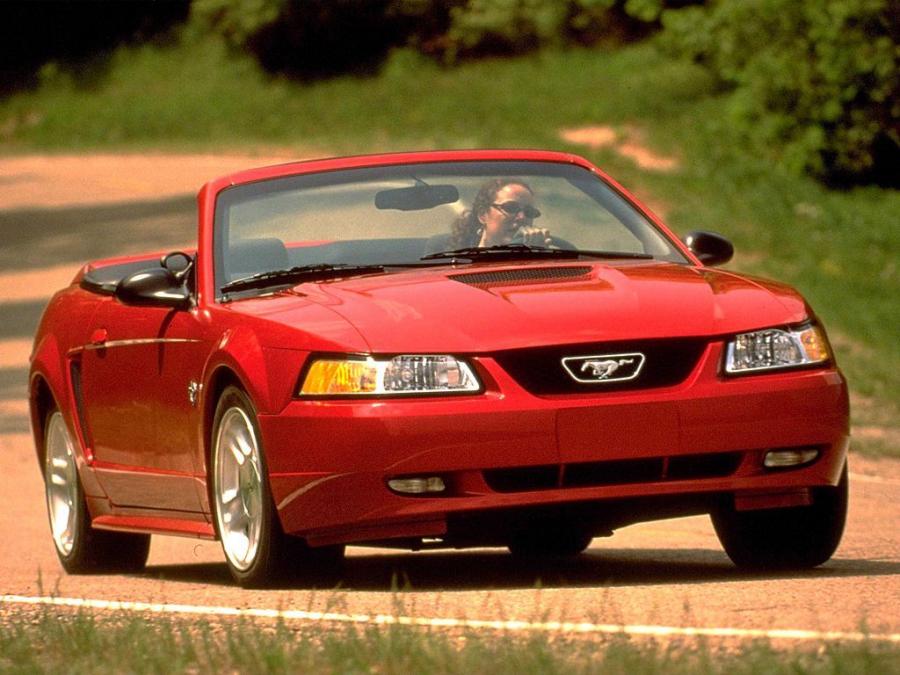  Ford Mustang GT Convertible 1999 года  (фото 69 из 74)